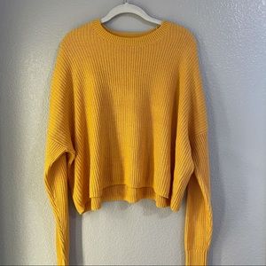 NWT hollister oversized yellow knit sweater